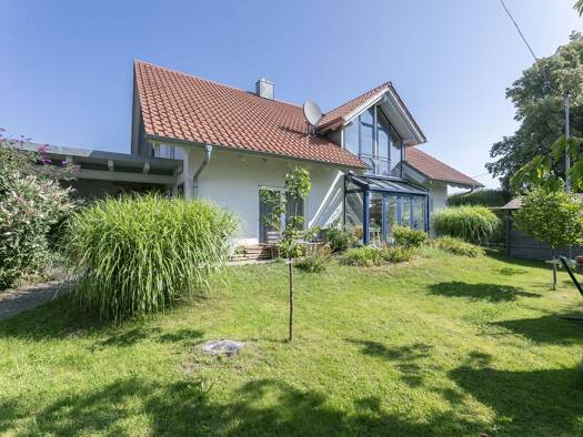 Einfamilienhaus zum Kauf 725.000 € 6,5 Zimmer 256 m² 670 m² Grundstück Hittistetten Senden 89250