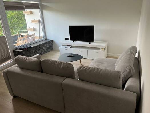 Wohnung zur Miete 1.100 € 2 Zimmer 57 m² Geschoss 3/3 Pinneberg 25421