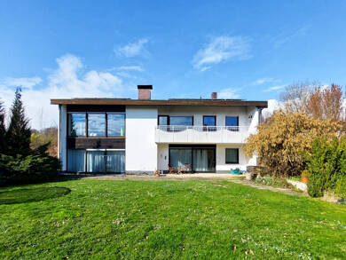 Haus zum Kauf 775.000 € 10 Zimmer 363 m² 1.345 m² Grundstück frei ab sofort Amberg Amberg 92224