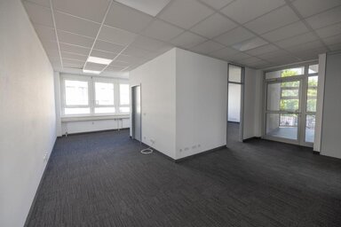 Praxis zur Miete 2.375 € 5 Zimmer 203 m² Bürofläche Mögeldorf Nürnberg 90482