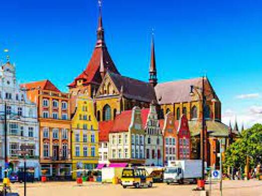 Haus zum Kauf als Kapitalanlage geeignet 350.000 € 15 Zimmer 250 m² 906 m² Grundstück Rostock 18055