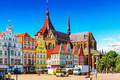 Haus zum Kauf als Kapitalanlage geeignet 350.000 € 15 Zimmer 250 m² 906 m² Grundstück Brinckmansdorf Rostock 18055
