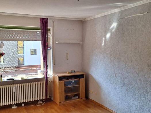 Wohnung zum Kauf 99.000 € 3 Zimmer 70 m² 2 Geschosse frei ab sofort Enzklösterle 75337