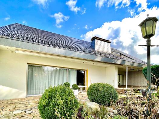 Haus zum Kauf 599.000 € 5 Zimmer 300 m² 1.511 m² Grundstück frei ab sofort Kierspe Dorf Kierspe 58566