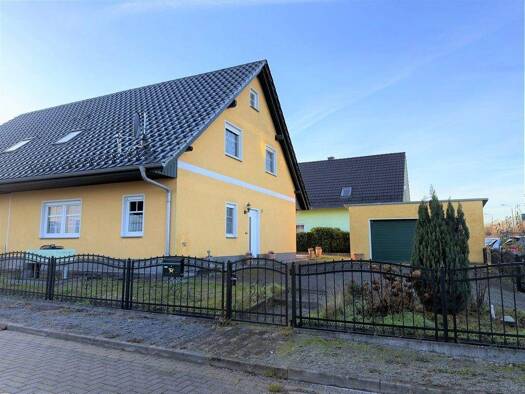 Doppelhaushälfte zum Kauf 309.000 € 4 Zimmer 112 m² 363 m² Grundstück frei ab sofort Wolmirstedt 39326