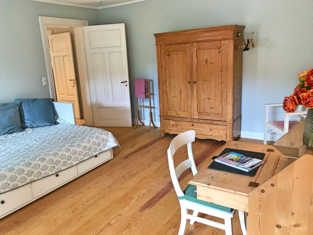 Wohnung zur Miete Wohnen auf Zeit 2.500 € 3 Zimmer 72 m²<br/>Wohnfläche ab sofort<br/>Verfügbarkeit Bismarckallee Aumühle Aumühle 21521