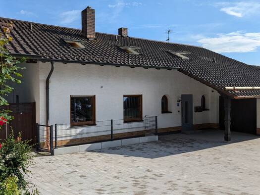 Wohnung zur Miete 850 € 4 Zimmer 100 m² EG frei ab sofort Alkofen Vilshofen an der Donau 94474