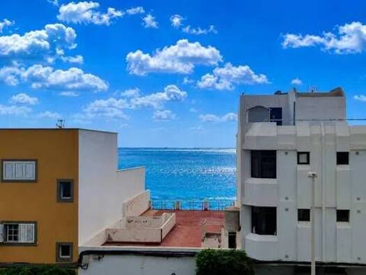 Wohnung zur Miete 1.000 € 2 Zimmer 82 m² 3. Geschoss Calle Américo Vespucio Telde 35214
