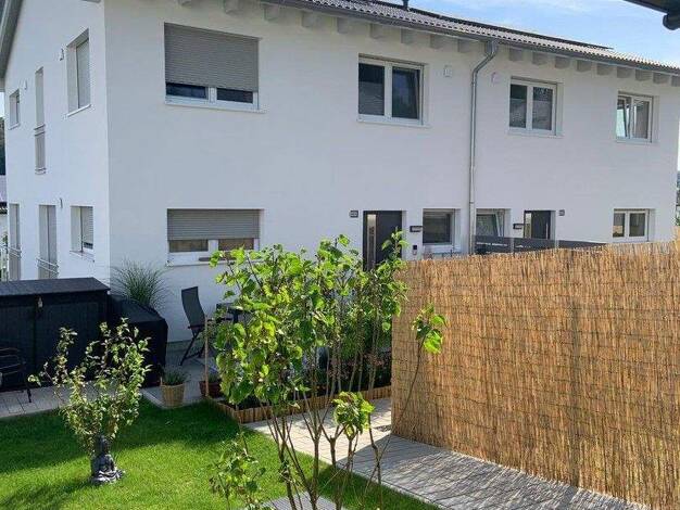 Doppelhaushälfte zur Miete 1.500 € 5 Zimmer 135 m² 250 m² Grundstück Alte Gärtnerei 24/2 Amstetten 73340