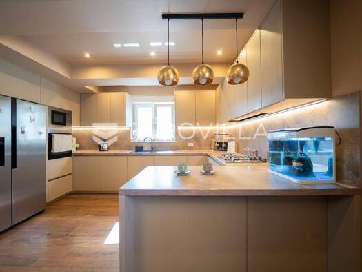 Einfamilienhaus zum Kauf - Erstbezug 680.000 € 4 Zimmer 210,6 m² Put Pudarice Zadar 23000