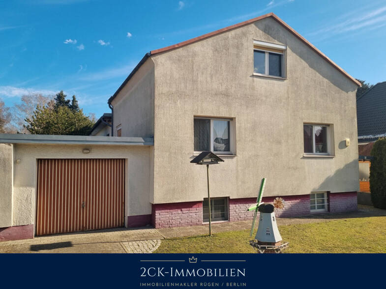 Mehrfamilienhaus zum Kauf 698.000 € 6 Zimmer 130 m² 822 m² Grundstück frei ab sofort Aschaffenburger Straße 38 Lichtenrade Berlin 12309