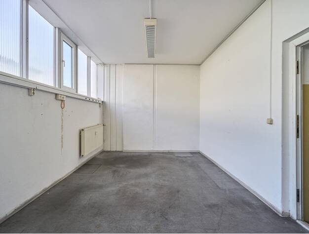 Lagerhalle zur Miete 8,13 € 10,1 m² Lagerfläche teilbar ab 10,1 m² Sprendlinger Landstraße 180 Offenbach am Main Offenbach 63069