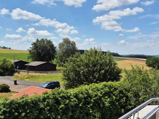 Wohnung zur Miete 1.150 € 4,5 Zimmer 120 m² Geschoss 1/2 frei ab sofort Armenhof Dipperz 36160