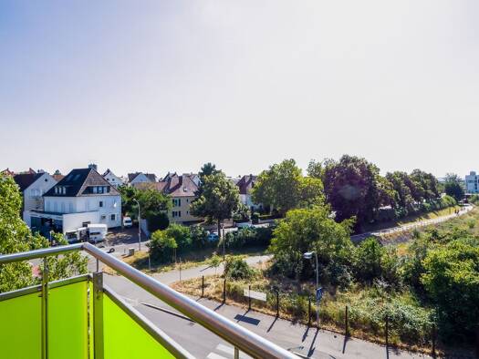 Wohnung zur Miete 1.300 € 3 Zimmer 97 m² 2. Geschoss frei ab sofort Heilbronn Heilbronn 74074