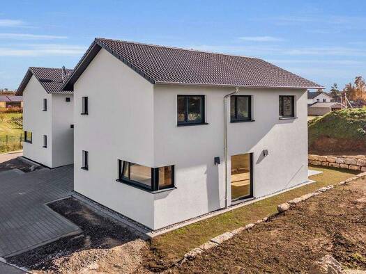 Einfamilienhaus zum Kauf - Erstbezug 695.000 € 4,5 Zimmer 134 m² 272 m² Grundstück Fleischwangen 88373