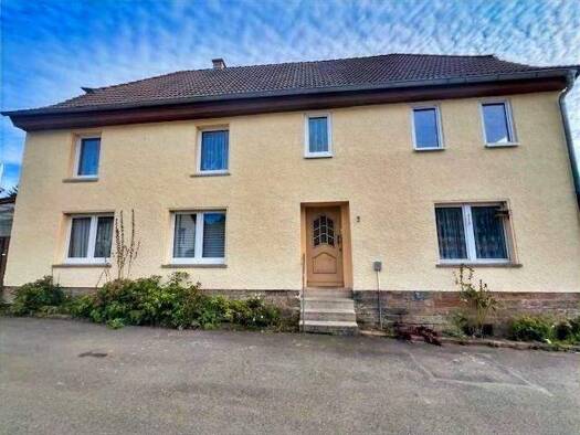 Mehrfamilienhaus zum Kauf 159.000 € 7 Zimmer 183 m² 302 m² Grundstück frei ab 01.12.2025 Bad Berka 99438