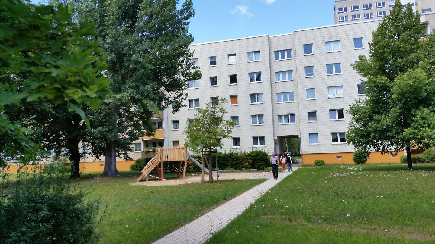 Property thumbnail 2