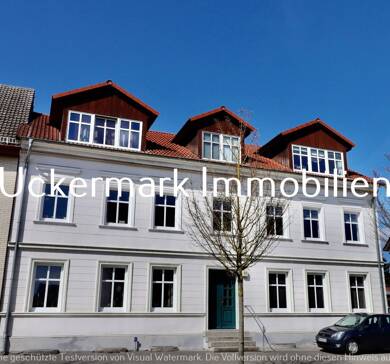 Wohnung zum Kauf 129.000 € 2 Zimmer 64 m² 1. Geschoss Friedrich-Engels-Straße 39 Zehdenick Zehdenick 16792