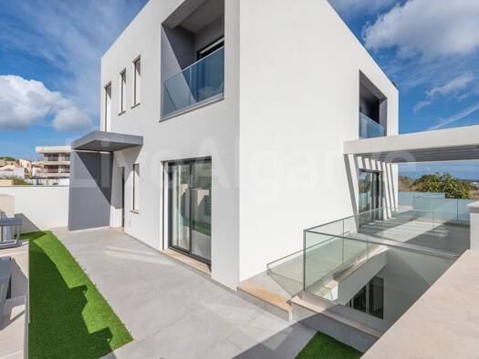 Haus zum Kauf 900.000 € 175 m² 240 m² Grundstück Mexilhoeira Grande 8500