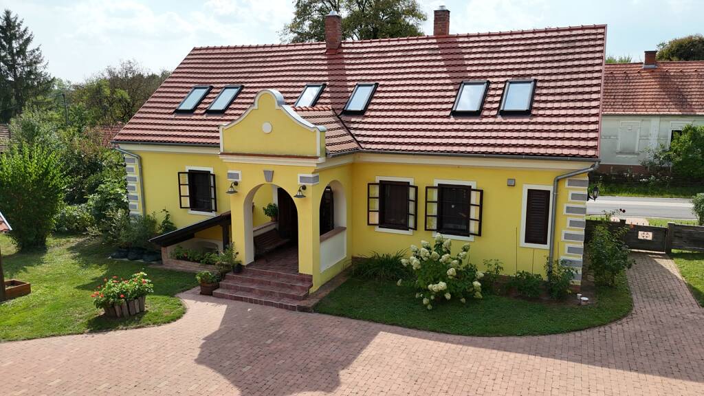Einfamilienhaus zum Kauf provisionsfrei 516.000 € 4 Zimmer 189 m² 8.371 m² Grundstück ÖRISZENTPÉTER 9941