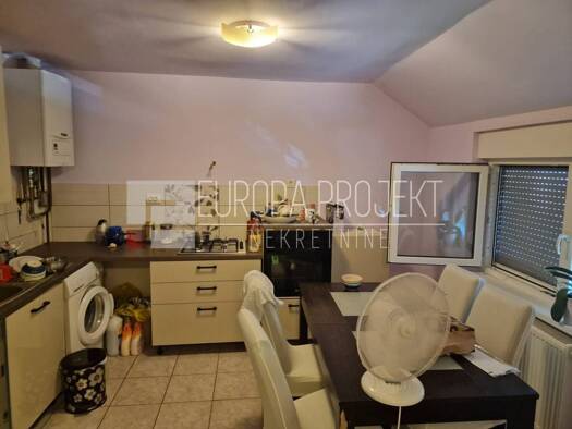 Villa zum Kauf 310.000 € 2 Zimmer 151 m² Zagreb 10000