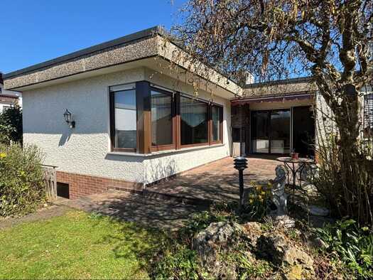 Einfamilienhaus zum Kauf 425.000 € 4,5 Zimmer 119 m² 561 m² Grundstück Niederstotzingen Niederstotzingen 89168