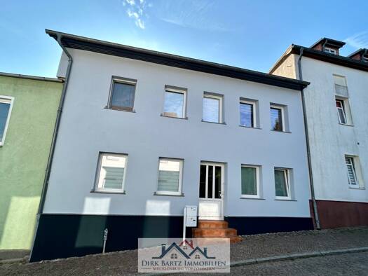 Doppelhaushälfte zum Kauf 99.000 € 3 Zimmer 87,5 m² 690 m² Grundstück Demmin 17109