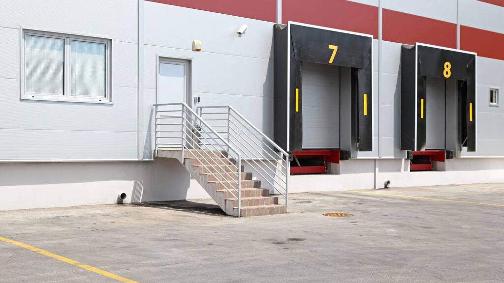 Lagerhalle zum Kauf 2.870 m² Lagerfläche Stein 90547