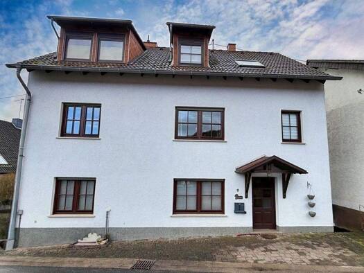 Einfamilienhaus zum Kauf 297.000 € 8 Zimmer 200 m² 399 m² Grundstück Walhausen Nohfelden 66625