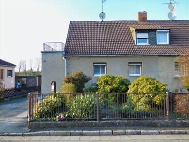 Doppelhaushälfte zum Kauf 65.000 € 4 Zimmer 70 m² 950 m² Grundstück Merzdorf Riesa 01591