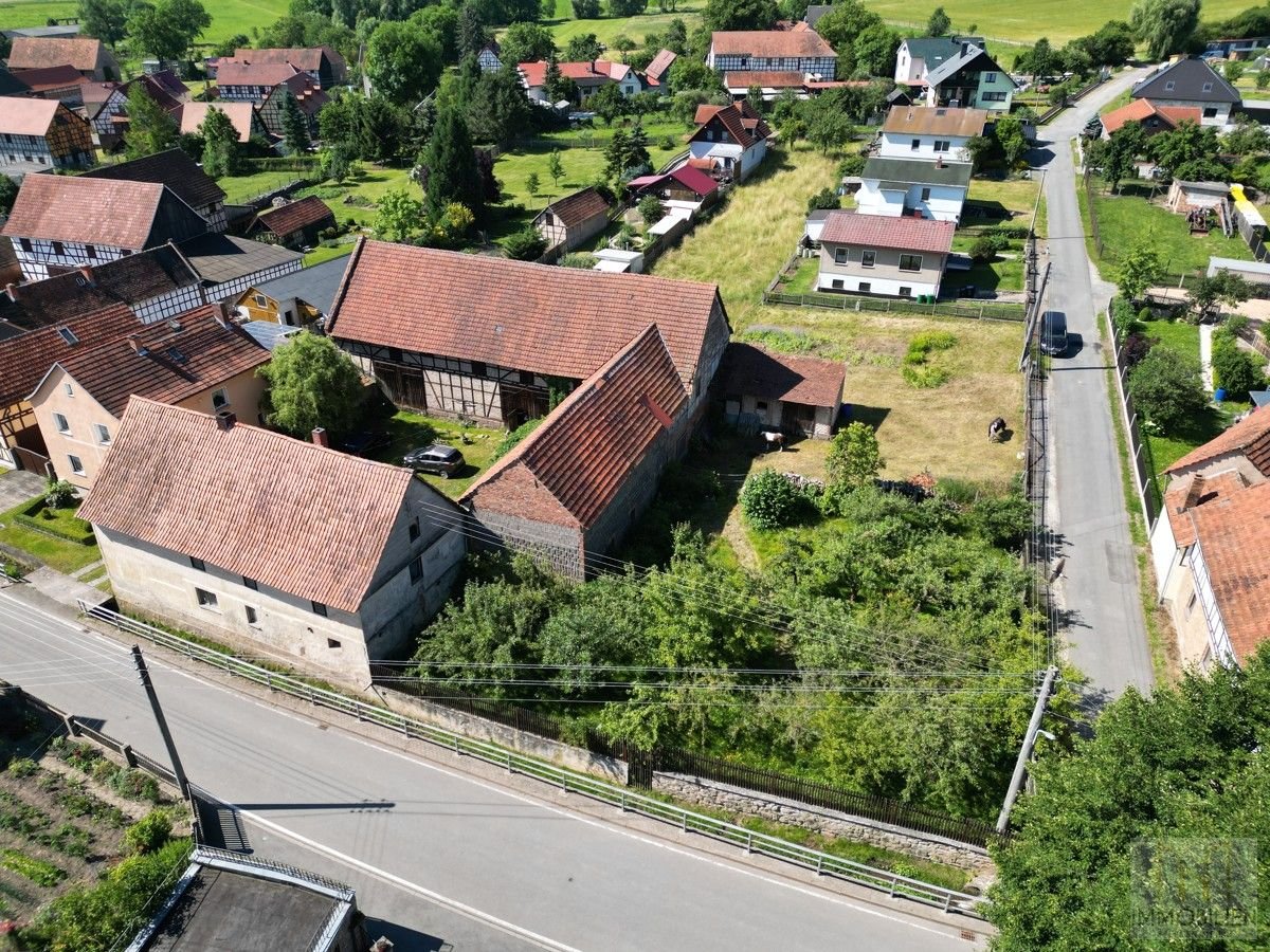 Bauernhaus zum Kauf 99.500 € 8 Zimmer 237 m²<br/>Wohnfläche 3.263 m²<br/>Grundstück ab sofort<br/>Verfügbarkeit Engerda Uhlstädt-Kirchhasel 07407