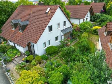 Haus zum Kauf 630.000 € 6,5 Zimmer 102 m² 313 m² Grundstück Brand Eckental 90542