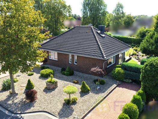Bungalow zum Kauf 279.000 € 4 Zimmer 130 m² 816 m² Grundstück Neermoor Moormerland 26802