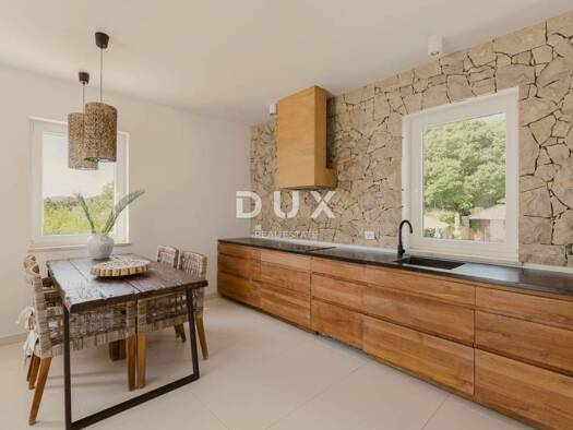 Wohnung zum Kauf 385.000 € 3 Zimmer 82 m² 1. Geschoss Mali Losinj