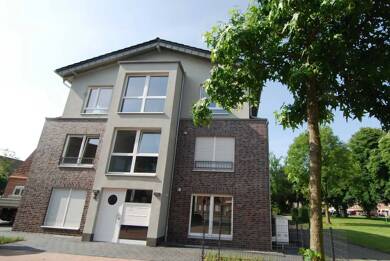 Wohnung zur Miete 800 € 2,5 Zimmer 75 m² Geschoss 1/3 frei ab sofort Frankenstraße 2 Wulfen Dorsten 46286