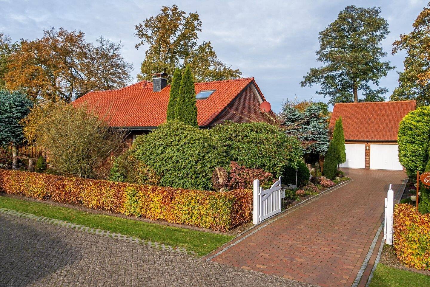 Immobilie in Edewecht - Modernes Mehrgenerationenhaus mit Einliegerwohnung - Bild 4