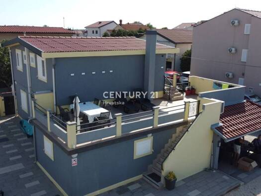 Haus zum Kauf 1.249.000 € 6 Zimmer 272 m² Nin