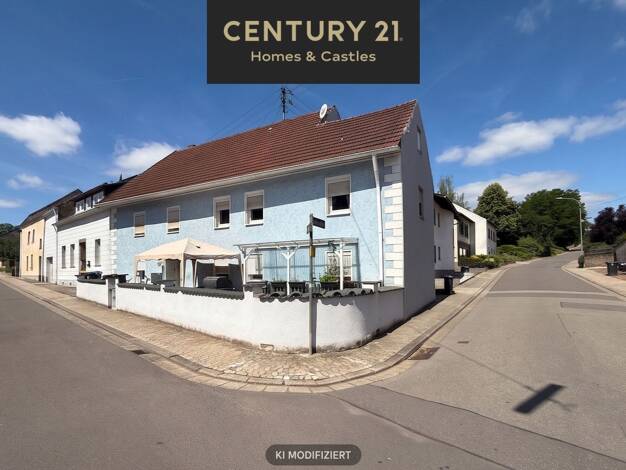 Mehrfamilienhaus zum Kauf 140.000 € 8 Zimmer 200 m² 258 m² Grundstück frei ab sofort Hüttersdorf Schmelz 66839