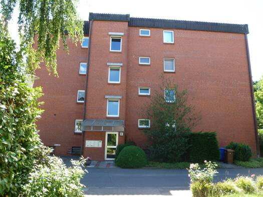 Wohnung zur Miete 539 € 1,5 Zimmer 49 m² Geschoss 2/4 frei ab 01.06.2026 Friedrich-Ebert-Straße 8 Pinneberg 25421