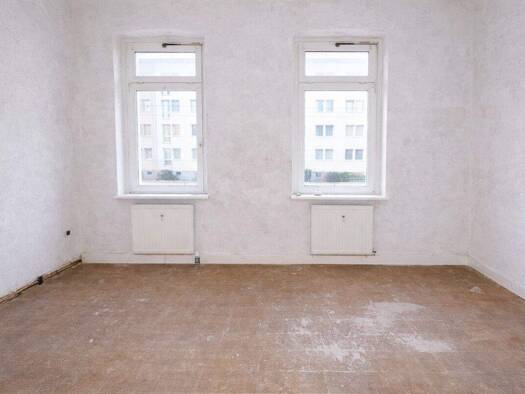Wohnung zur Miete 790 € 4 Zimmer 93 m² EG frei ab 01.03.2026 Innenstadt Dessau 06842