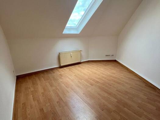 Wohnung zur Miete 213 € 1 Zimmer 36,5 m² Altenburg Altenburg 04600