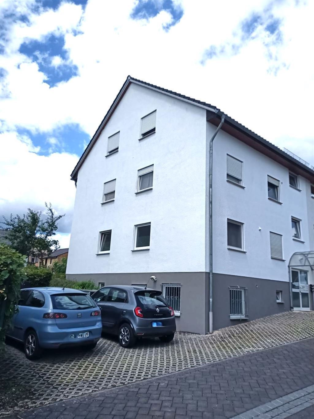 Mehrfamilienhaus zum Kauf 360.000 € 8 Zimmer 187 m²<br/>Wohnfläche 295 m²<br/>Grundstück Nauheim Hünfelden 65597