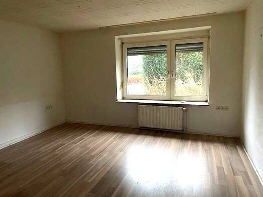 Wohnung zur Miete 550 € 2 Zimmer 69,1 m² Geschoss 3/3 Ruhrallee 109 Bergerhausen Essen 45136