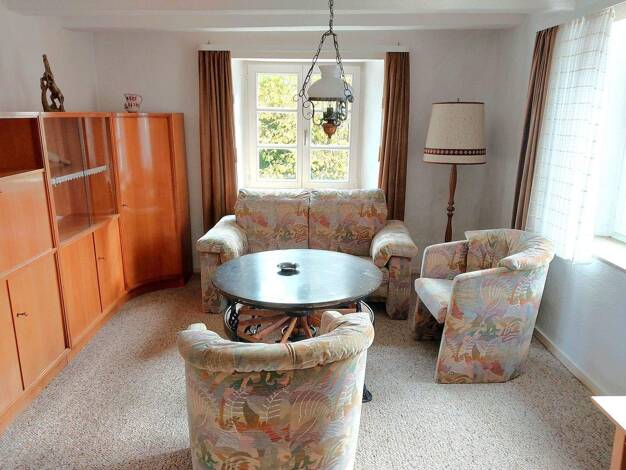 Mehrfamilienhaus zum Kauf 368.000 € 9 Zimmer 230 m² 611 m² Grundstück Berghausen Gummersbach 51647