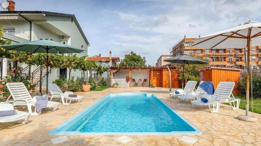 Haus zum Kauf 1.200.000 € 10 Zimmer 383 m² Kastanjer - Gregovica