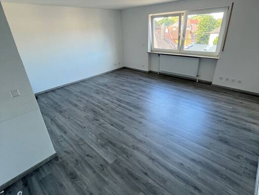 Wohnung zur Miete 650 € 1 Zimmer 35 m² Geschoss 4/4 frei ab sofort Stadtgebiet Göppingen 73033