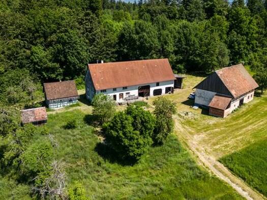 Bauernhof zum Kauf 956.000 € 91.344 m² Grundstück Kalkofen Hohenfels 78355