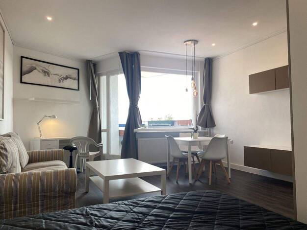 Studio zur Miete 1.060 € 1 Zimmer 42 m² frei ab 15.04.2026 Hubertusallee 6 Grunewald Berlin 14193