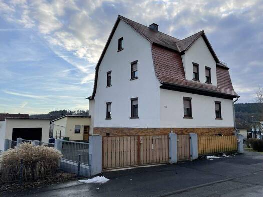 Einfamilienhaus zum Kauf 395.000 € 11 Zimmer 185 m² 806 m² Grundstück Rodheim-Bieber Biebertal-Rodheim-Bieber 35444