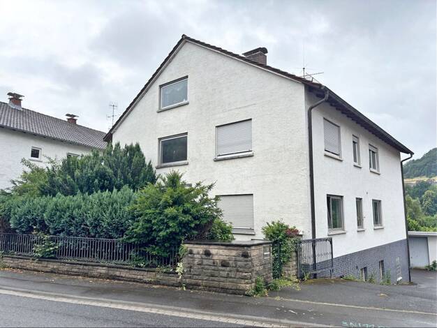 Mehrfamilienhaus zum Kauf 380.000 € 12 Zimmer 319 m² 1.068 m² Grundstück Niedersteinbach Mömbris 63776